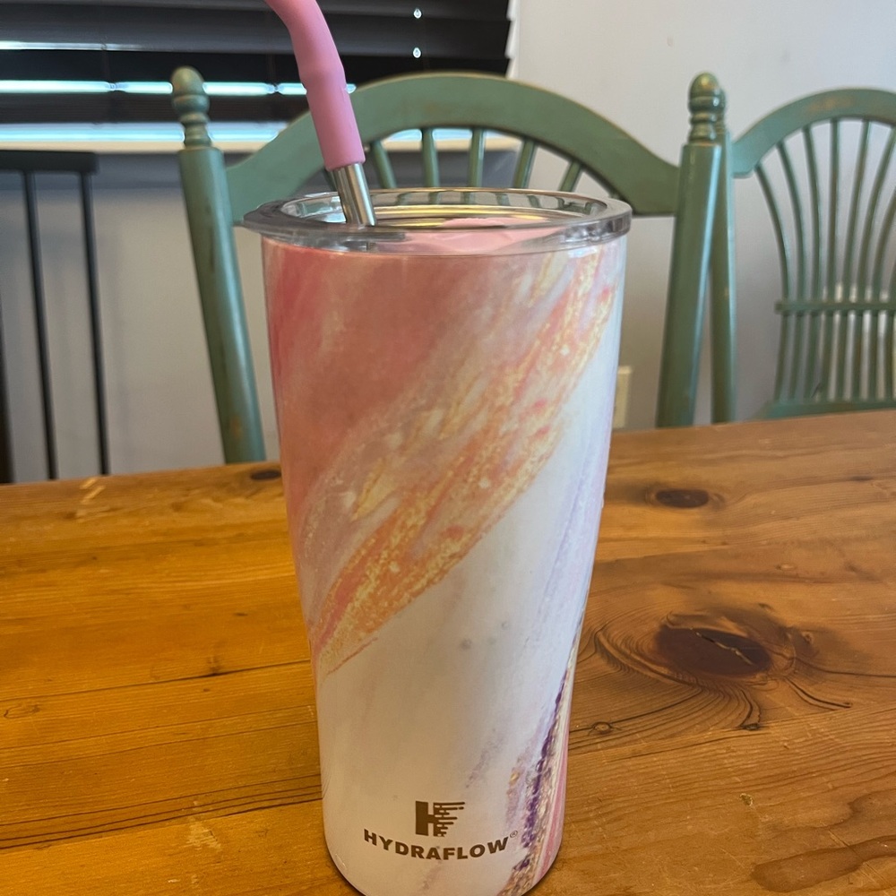 Hydraflow Pink and White Tumbler